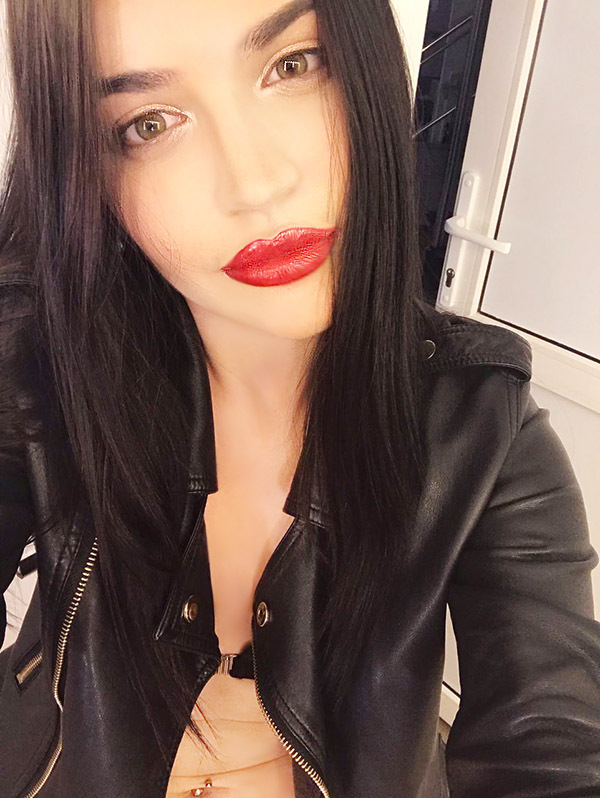 Шлюхи СПб - Светик с 2 размером груди предлагает интим услуги у метро Озерки  +7(981)174-52-34  - фото 2