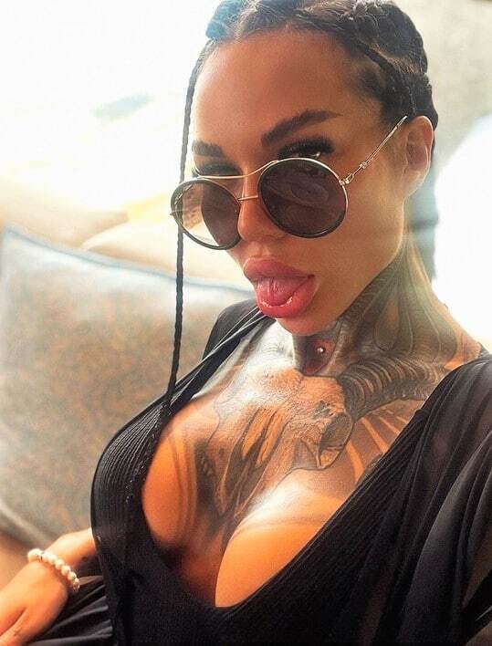 Проститутка Питера Алена с 3 размером груди предлагает интим услуги у метро Академическая  +7(981)174-52-34 